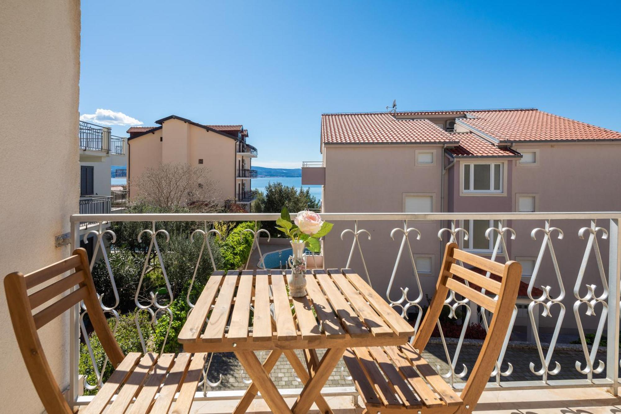 Sunshine Suites Omiš Dış mekan fotoğraf